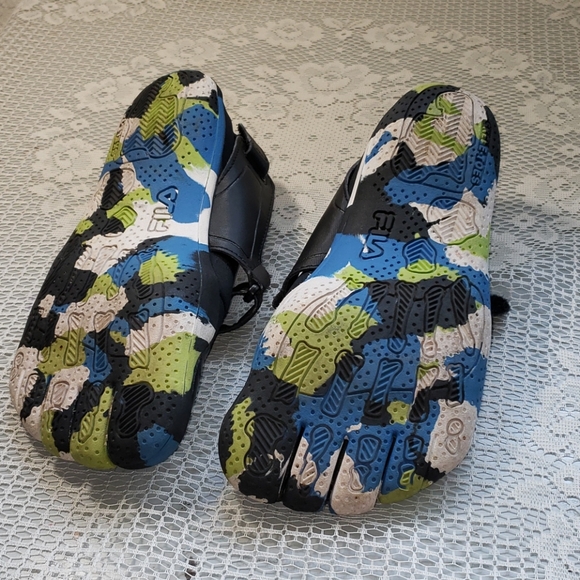 Fila EZ Slide Skele-toes shoes - Picture 6 of 6